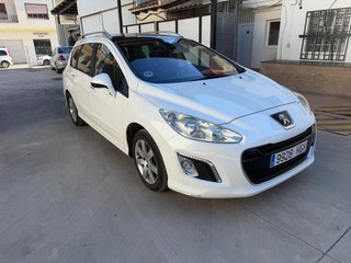 Peugeot 308 sw 2012