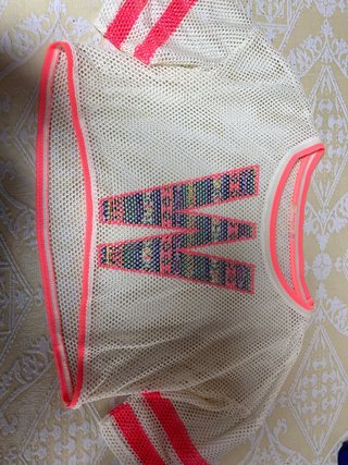 Camiseta Malla M Neón nueva