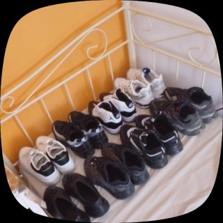 Lote de 10 pares de zapatillas