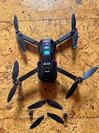 Dron FAST LU50 Negro y Multicolor