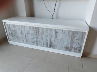 Mueble TV salón blanco