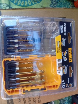 Brocas DeWalt