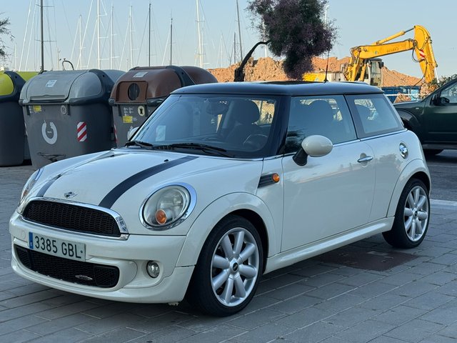 MINI Cooper 2008 (Pack JCW)