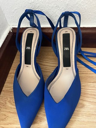 Zapatos de tacón Zara azules