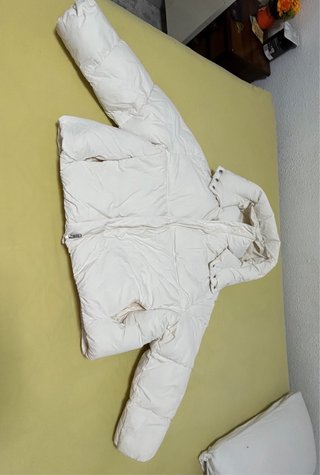 Chaqueta acolchada blanca nueva