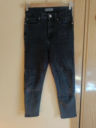 Pantalón vaquero mujer negro
