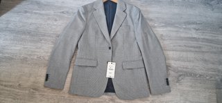 Chaqueta Zara Gris con Etiqueta