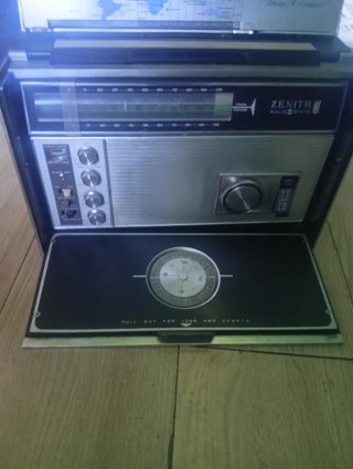 Radio Transoceánica Zenith Solid State