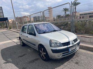 Renault Clio 2005