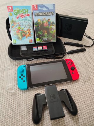 Nintendo Switch Roja y Azul