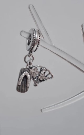 Charm Japonés de Plata