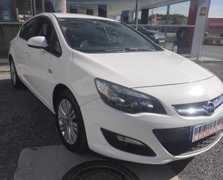 Opel Astra 2014