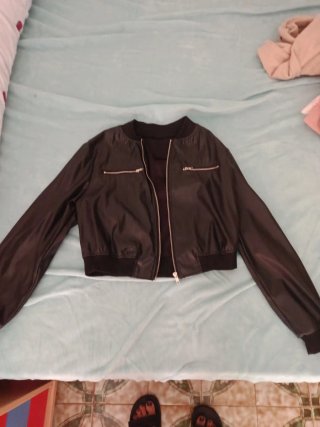 Chaqueta bomber negra