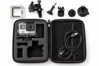 GoPro Hero 4 Silver con accesorios y maletín