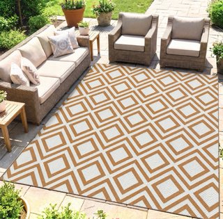 Alfombra, plástico impermeable