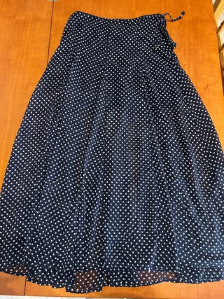 Falda Azul Marino con Lunares