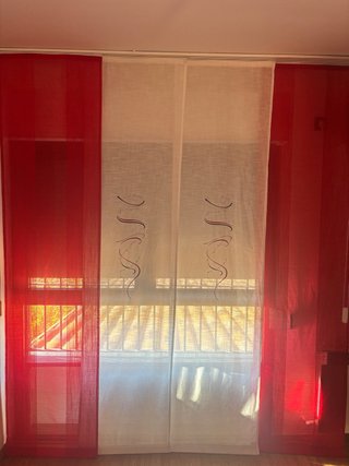 Cortinas panel japonés rojo y blanco