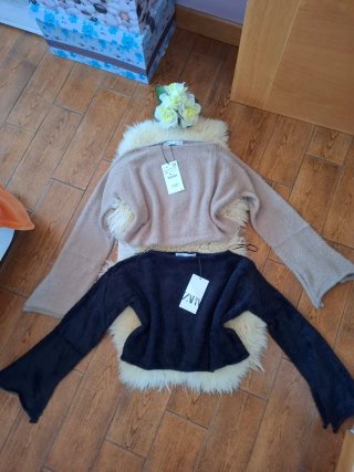 Jerseys Cropped Zara. Nuevos con etiqueta.