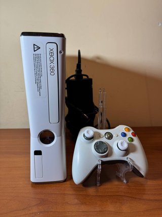 Console Microsoft Xbox 360 Slim Bianca 250GB