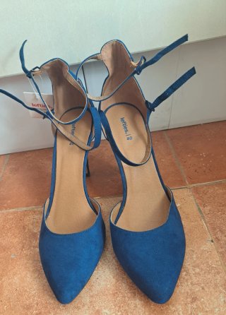 Zapatos tacón azul Lefties talla 40 sin estrenar
