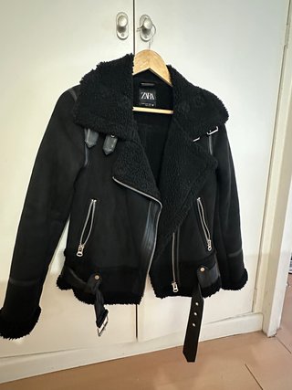 Chaqueta Zara Negra Forrada