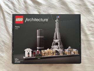 LEGO Architecture Paris 21044