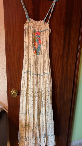 Vestido boho beige y multicolor