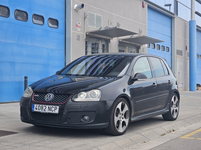 Volkswagen Golf GTI 2005