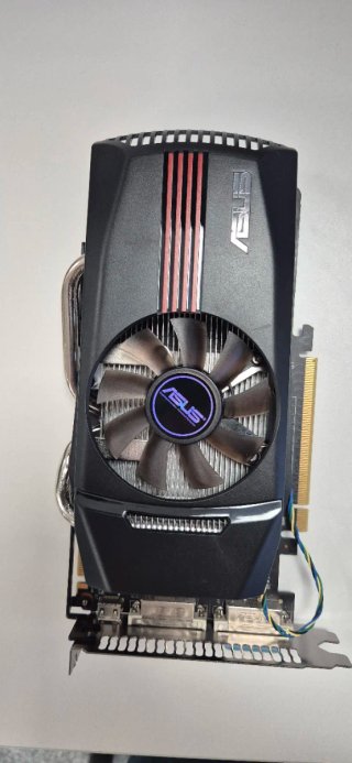 Tarjeta Gráfica ASUS GTX 560