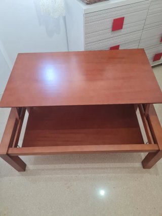 Mesa de centro elevable de madera