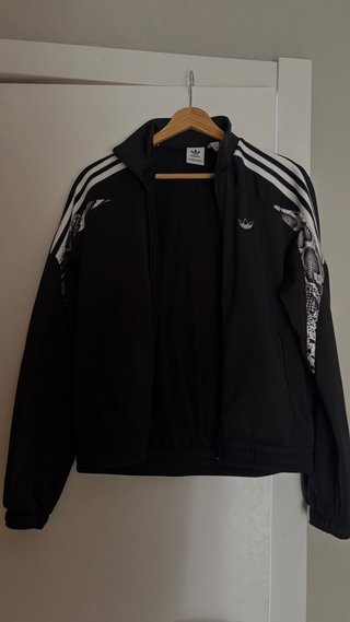 Chaqueta adidas Negra