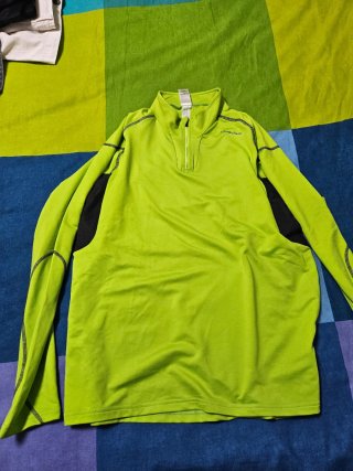 Camiseta Quechua verde manga larga