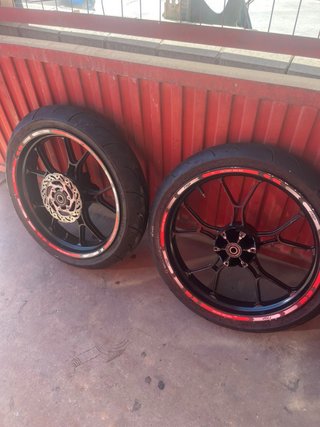Ruedas Supermotard 17