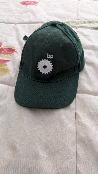 Gorra BP verde con logo