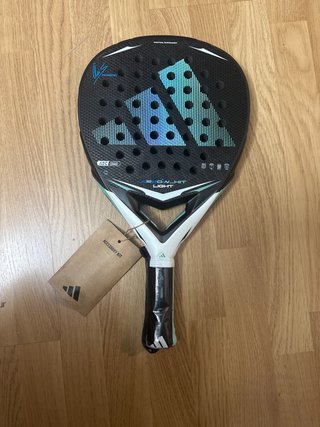 Pala de pádel Adidas Arrow Hit Light