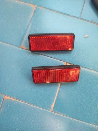 Catadióptrico para Tmax 560