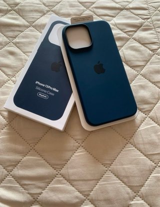 Cover magsafe iPhone 13 Pro Max nuova