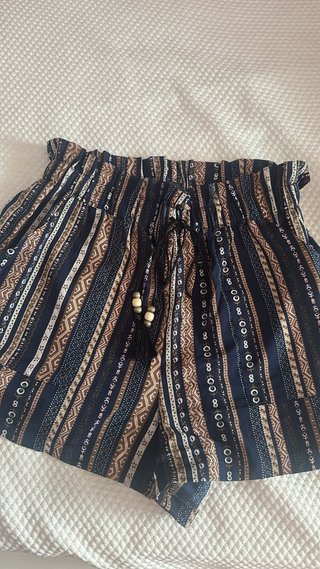 Bermudas cortas estampadas talla L