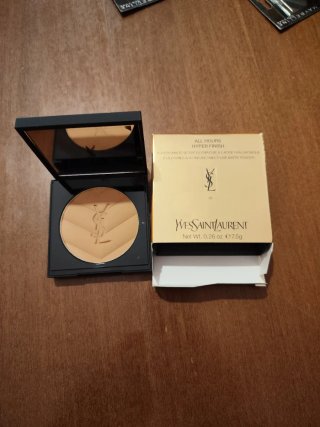 Cipria Yves Saint Laurent All Hours Hyper Finish