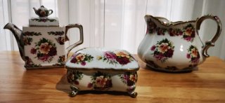 Juego de 3 Piezas de Porcelana Decorativa
