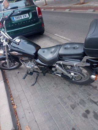 Suzuki Marauder 250