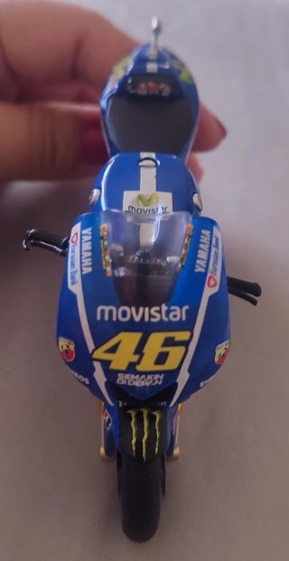 Maqueta Moto YZR-M1 Valentino Rossi 2015
