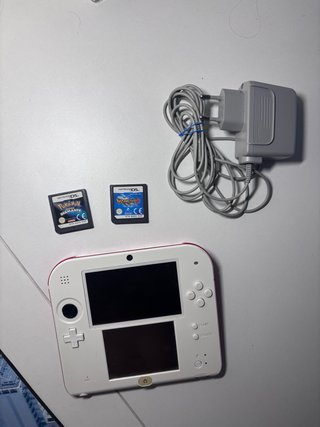Nintendo 2DS Bianca e Rosa + 2 Giochi
