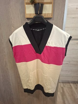 Sudadera Liu Jo sin mangas y con bolsillos