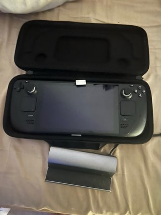 Steam Deck 64GB con Funda y Dock