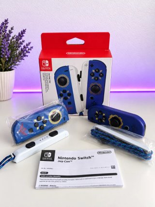 Joy-Con (Edición Zelda Skyward Sword) | NUEVO