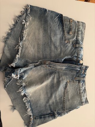Shorts vaqueros desgastados