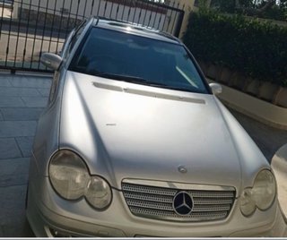Mercedes-Benz Clase C 2005