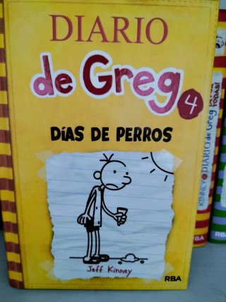Libro Diario de Greg 4: Días de perros.