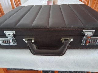 Maletín de Cuero Negro